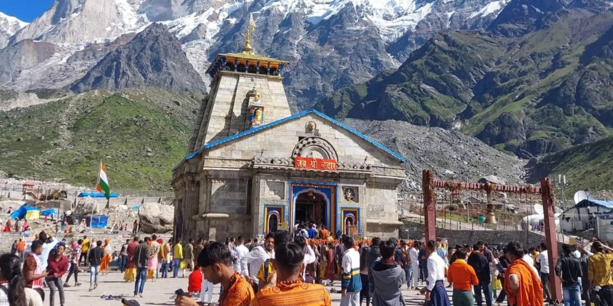 kedarnath dham temple in himalayas during char dham yatra